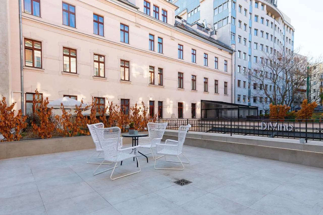 Gozsdu Court Apartment 布达佩斯